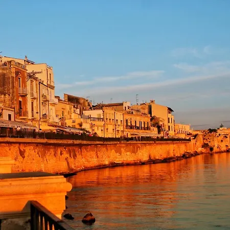 Lunacalanti Bed & Breakfast Avola